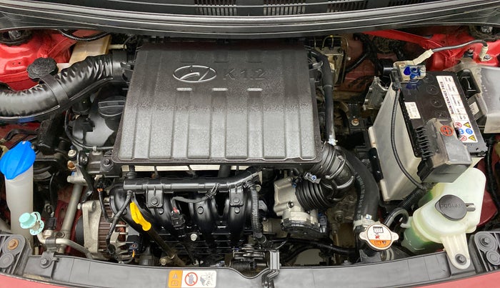 2019 Hyundai Grand i10 SPORTZ DUAL TONE 1.2 VTVT, Petrol, Manual, 10,618 km, Open Bonet