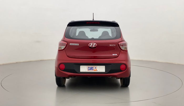 2019 Hyundai Grand i10 SPORTZ DUAL TONE 1.2 VTVT, Petrol, Manual, 10,618 km, Back/Rear