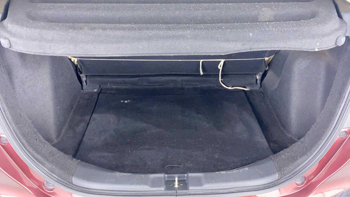 2017 Honda Jazz 1.2 V AT, Petrol, Automatic, 27,449 km, Boot Inside
