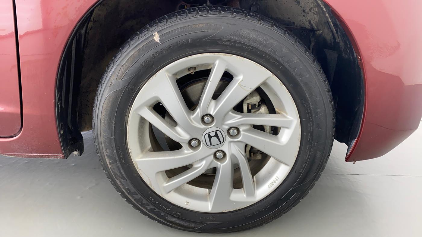 2017 Honda Jazz 1.2 V AT, Petrol, Automatic, 27,449 km, Right Front Wheel