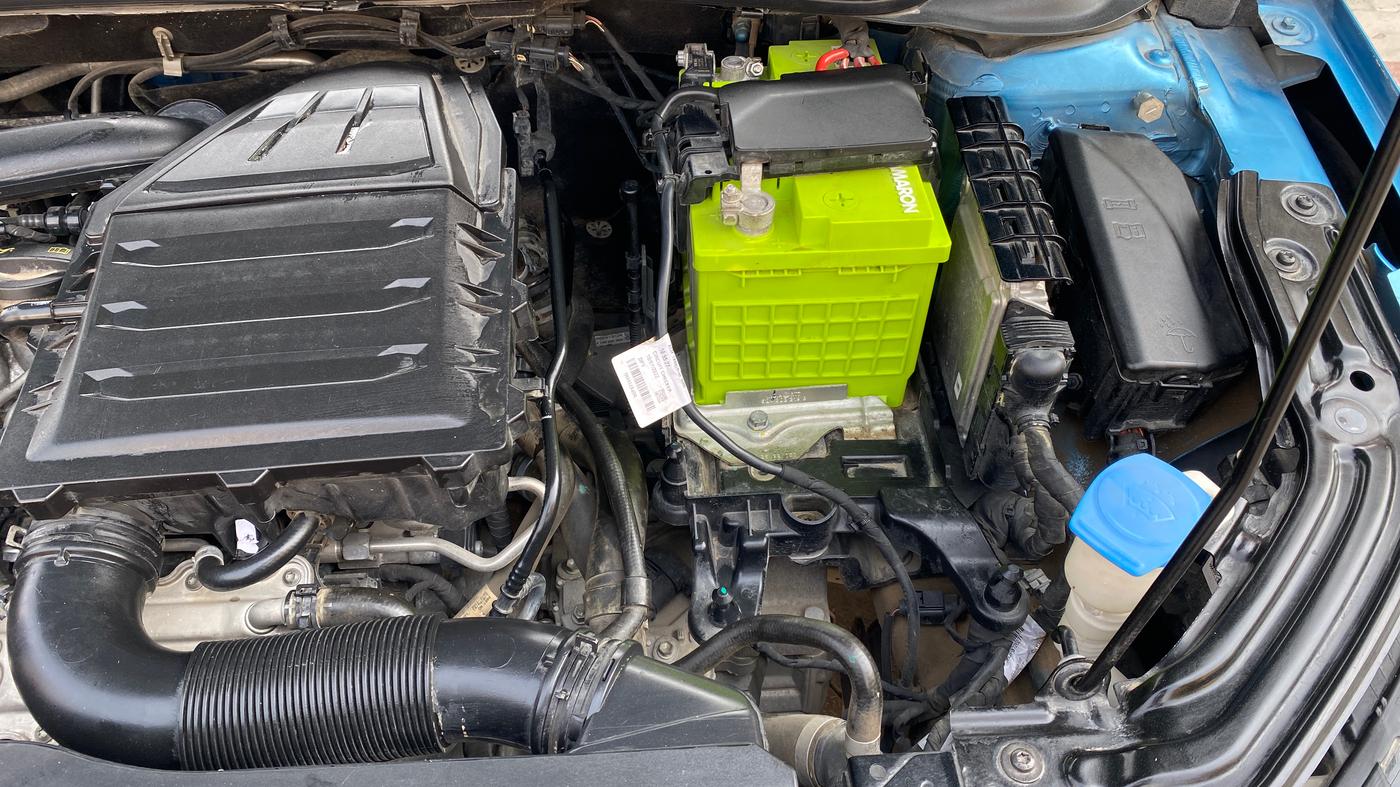 2022 Skoda SLAVIA STYLE 1.0L TSI AT, Petrol, Automatic, 40,509 km, Engine View - Left