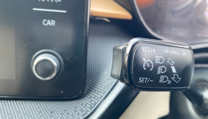 2022 Skoda SLAVIA STYLE 1.0L TSI AT, Petrol, Automatic, 40,559 km, Adaptive Cruise Control