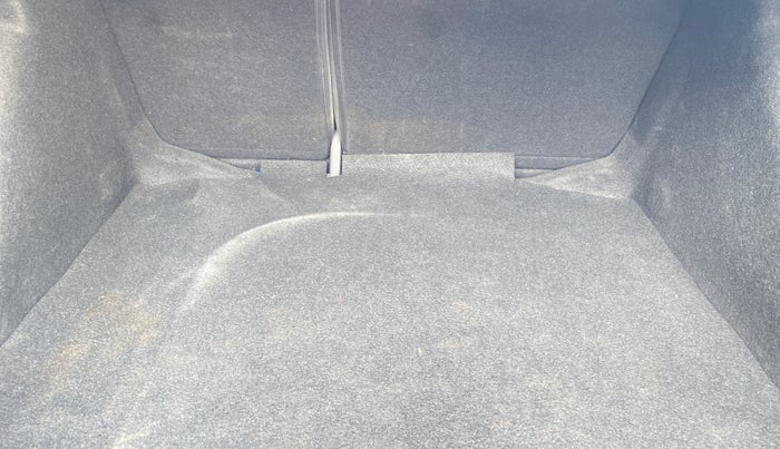 2022 Skoda SLAVIA STYLE 1.0L TSI AT, Petrol, Automatic, 40,559 km, Boot Inside