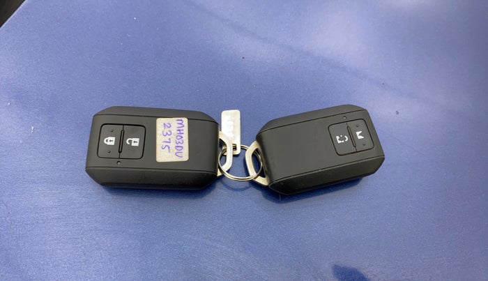 2021 Maruti Baleno ZETA CVT PETROL 1.2, Petrol, Automatic, 12,620 km, Key Close Up