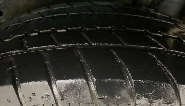 2016 Maruti Celerio ZXI AMT, Petrol, Automatic, 43,412 km, Left Rear Tyre Tread