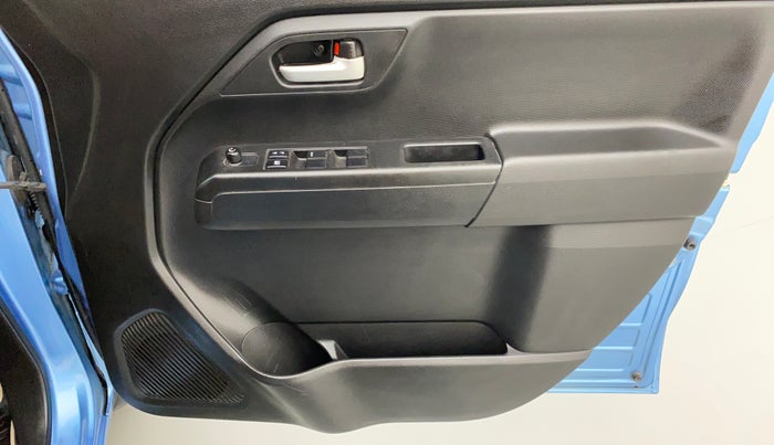 2019 Maruti New Wagon-R VXI 1.2L, Petrol, Manual, 72,622 km, Driver Side Door Panels Control