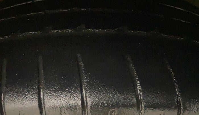 2019 Hyundai Creta SX 1.6 PETROL, Petrol, Manual, 1,10,684 km, Right Front Tyre Tread