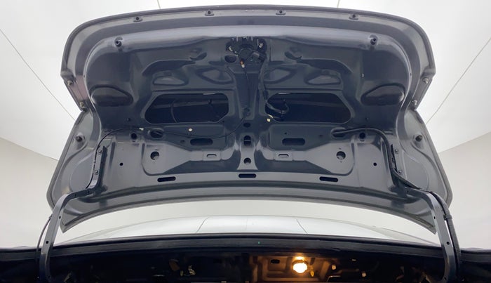 2015 Maruti Ciaz ZXI, Petrol, Manual, 57,489 km, Boot Door Open