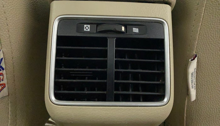 2015 Maruti Ciaz ZXI, Petrol, Manual, 57,489 km, Rear AC Vents