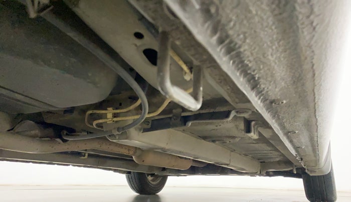 2015 Maruti Ciaz ZXI, Petrol, Manual, 57,489 km, Right Side Underbody