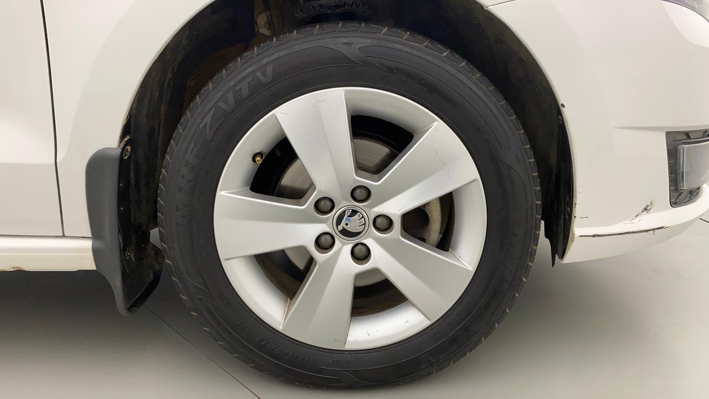 2021 Skoda Rapid AMBITION AT TSI, Petrol, Automatic, 29,517 km, Right Front Wheel