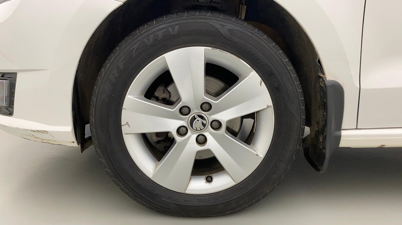 2021 Skoda Rapid AMBITION AT TSI, Petrol, Automatic, 29,517 km, Left Front Wheel