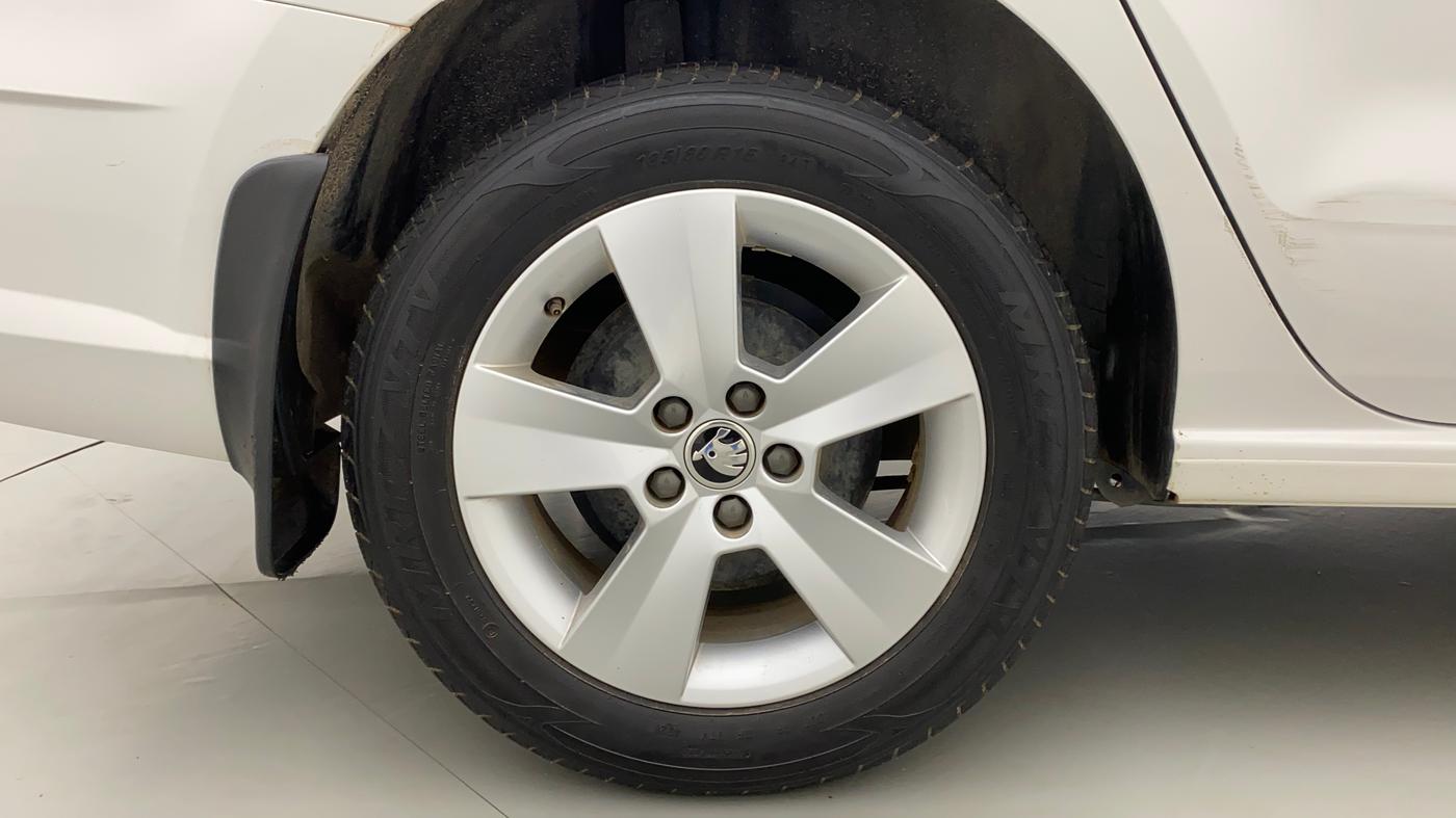 2021 Skoda Rapid AMBITION AT TSI, Petrol, Automatic, 29,517 km, Right Rear Wheel