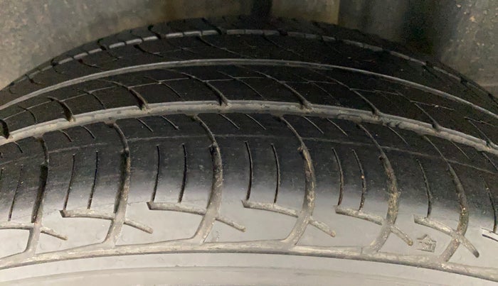 2021 Skoda Rapid AMBITION AT TSI, Petrol, Automatic, 29,517 km, Left Rear Tyre Tread