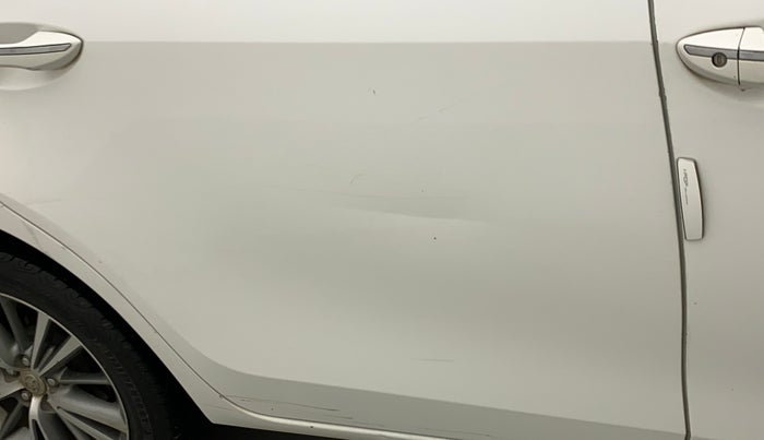2016 Toyota Corolla Altis VL CVT PETROL, Petrol, Automatic, 91,242 km, Right rear door - Slightly dented