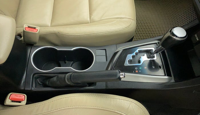 2016 Toyota Corolla Altis VL CVT PETROL, Petrol, Automatic, 91,242 km, Gear Lever