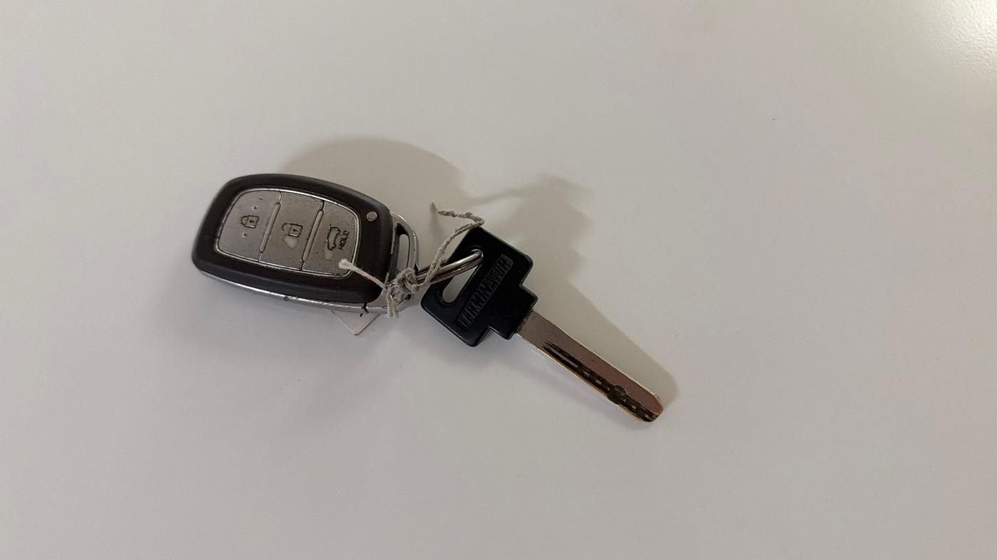 2014 Hyundai Elite i20 SPORTZ 1.2 (O), Petrol, Manual, 30,507 km, Key Close Up