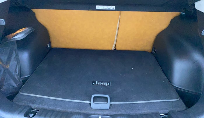 2020 Jeep Compass SPORT PLUS 2.0 DIESEL, Diesel, Manual, 63,907 km, Boot Inside