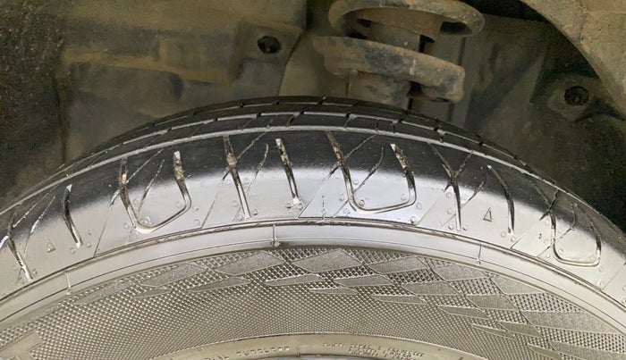 2020 Jeep Compass SPORT PLUS 2.0 DIESEL, Diesel, Manual, 63,907 km, Left Front Tyre Tread