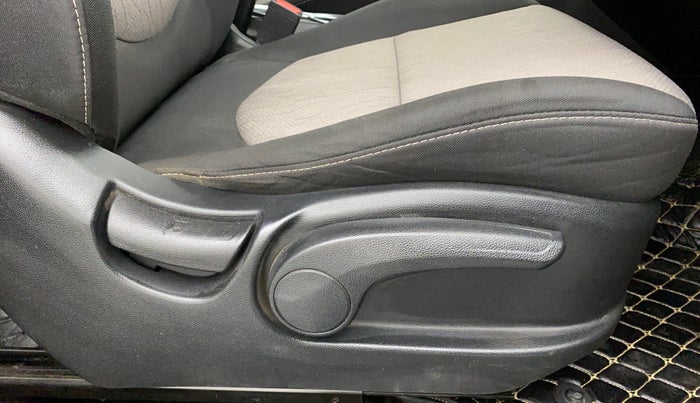 2018 Hyundai Creta 1.6 SX AT CRDI, Diesel, Automatic, 46,206 km, Driver Side Adjustment Panel