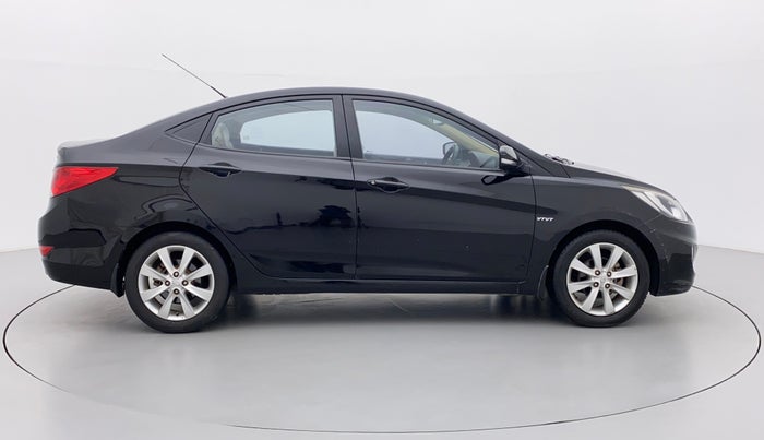 2012 Hyundai Verna FLUIDIC 1.6 VTVT SX, Petrol, Manual, 72,454 km, Right Side View