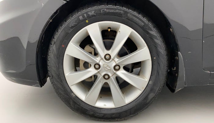 2012 Hyundai Verna FLUIDIC 1.6 VTVT SX, Petrol, Manual, 72,454 km, Left Front Wheel