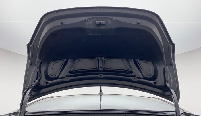 2012 Hyundai Verna FLUIDIC 1.6 VTVT SX, Petrol, Manual, 72,454 km, Boot Door Open