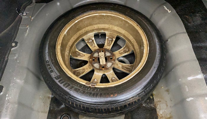 2012 Hyundai Verna FLUIDIC 1.6 VTVT SX, Petrol, Manual, 72,454 km, Spare Tyre