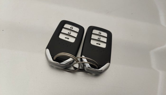 2018 Honda City 1.5L I-VTEC ZX CVT, Petrol, Automatic, 73,662 km, Key Close Up