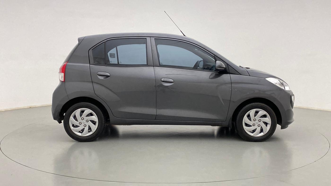 2020 Hyundai NEW SANTRO SPORTZ 1.1, Petrol, Manual, 16,991 km, Right Side View