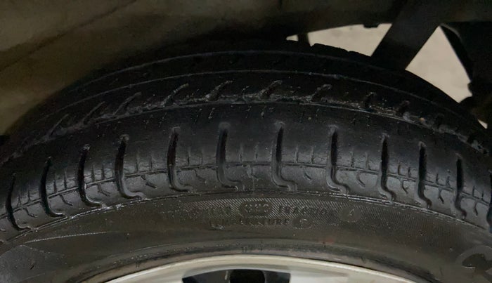 2018 Maruti Wagon R 1.0 VXI, Petrol, Manual, 48,441 km, Left Rear Tyre Tread