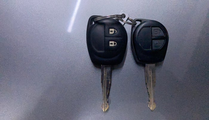 2018 Maruti Wagon R 1.0 VXI, Petrol, Manual, 48,441 km, Key Close Up