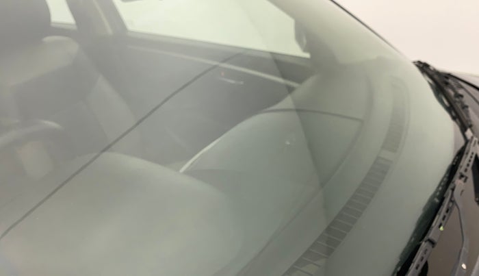 2012 Maruti Swift VXI, Petrol, Manual, 46,051 km, Front windshield - Minor spot on windshield