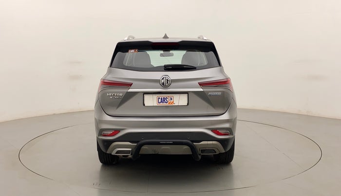 2022 MG HECTOR PLUS SHARP 1.5 PETROL TURBO HYBRID MT 6-STR, Petrol, Manual, 38,266 km, Back/Rear