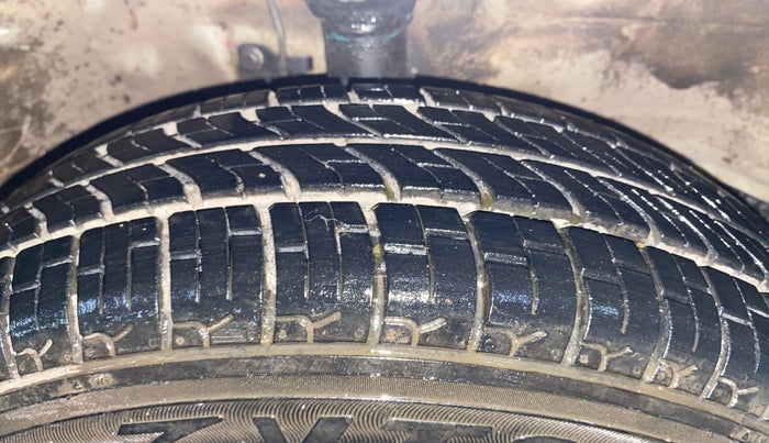 2015 Maruti Wagon R 1.0 LXI, Petrol, Manual, 29,249 km, Right Front Tyre Tread