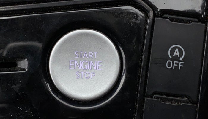 2022 Volkswagen VIRTUS HIGHLINE TSI 1.0 AT, Petrol, Automatic, 26,757 km, Keyless Start/ Stop Button