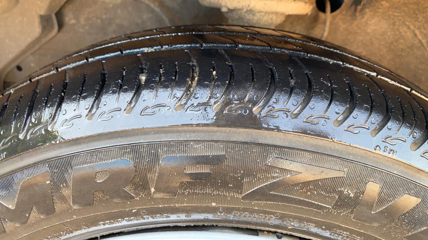 2022 Maruti S PRESSO VXI (O) CNG, CNG, Manual, 40,319 km, Left Front Tyre Tread