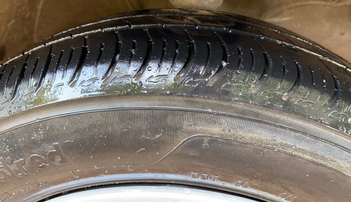 2022 Maruti S PRESSO VXI (O) CNG, CNG, Manual, 40,196 km, Right Front Tyre Tread