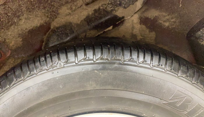 2013 Hyundai i10 SPORTZ 1.2, Petrol, Manual, 71,113 km, Left Rear Tyre Tread