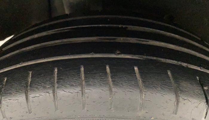 2017 Maruti Baleno RS 1.0 PETROL, Petrol, Manual, 97,892 km, Right Rear Tyre Tread