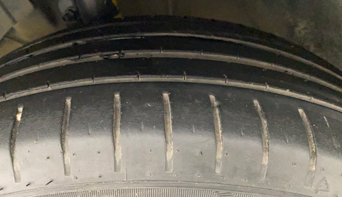 2017 Maruti Baleno RS 1.0 PETROL, Petrol, Manual, 97,892 km, Left Front Tyre Tread