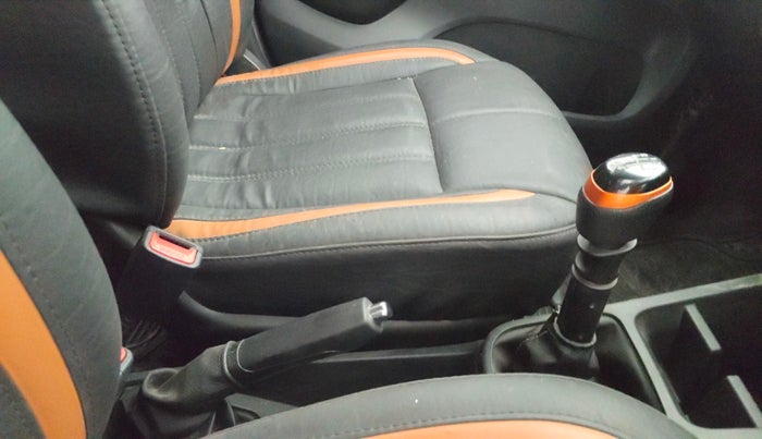 2020 Renault Kwid CLIMBER 1.0 (O), Petrol, Manual, 44,243 km, Gear Lever