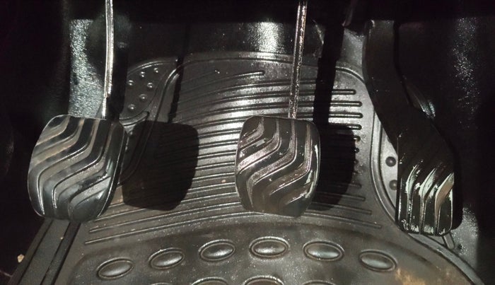 2020 Renault Kwid CLIMBER 1.0 (O), Petrol, Manual, 44,243 km, Pedals