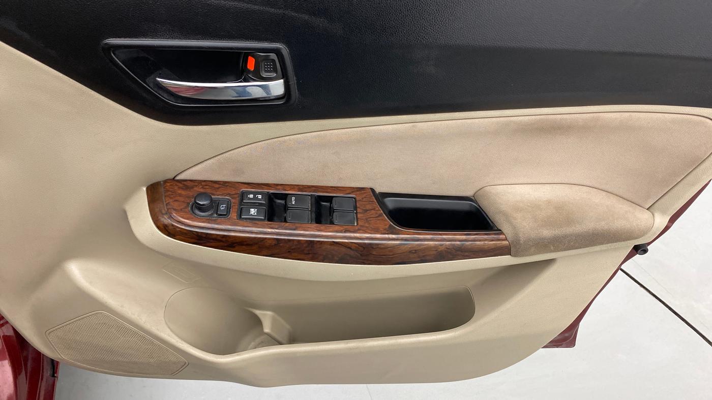 2018 Maruti Dzire ZDI PLUS AMT, Diesel, Automatic, 88,994 km, Driver Side Door Panels Control