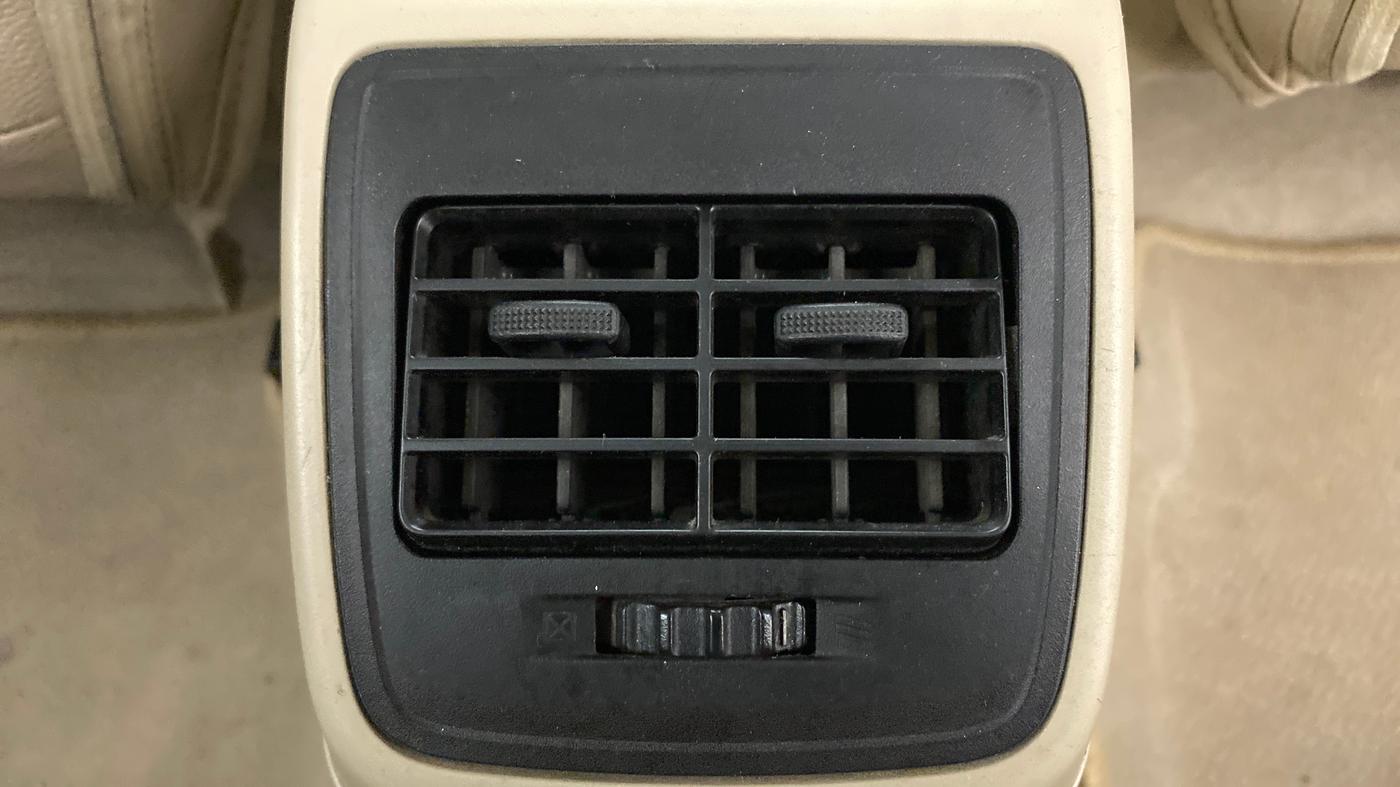 2018 Maruti Dzire ZDI PLUS AMT, Diesel, Automatic, 88,994 km, Rear AC Vents