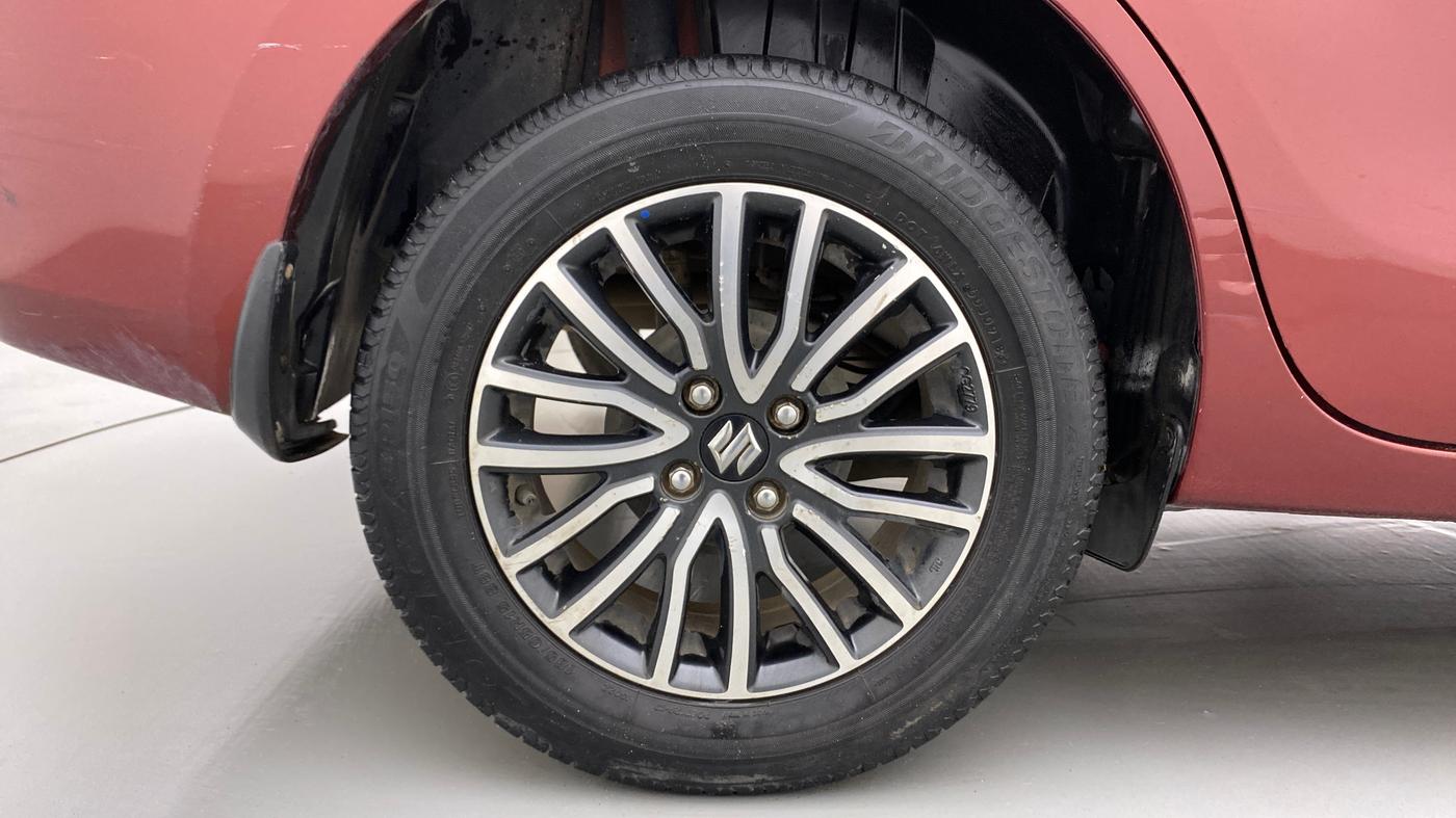 2018 Maruti Dzire ZDI PLUS AMT, Diesel, Automatic, 88,994 km, Right Rear Wheel