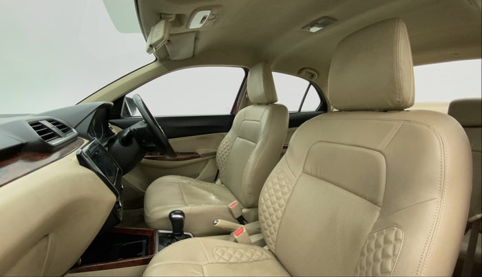 2018 Maruti Dzire ZDI PLUS AMT, Diesel, Automatic, 88,994 km, Right Side Front Door Cabin