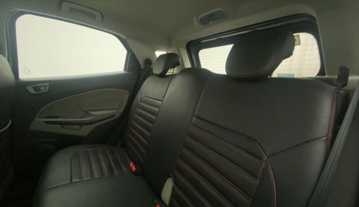 2017 Ford Ecosport TREND 1.5L DIESEL, Diesel, Manual, 55,612 km, Right Side Rear Door Cabin