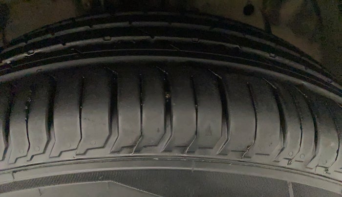 2017 Ford Ecosport TREND 1.5L DIESEL, Diesel, Manual, 55,612 km, Right Front Tyre Tread