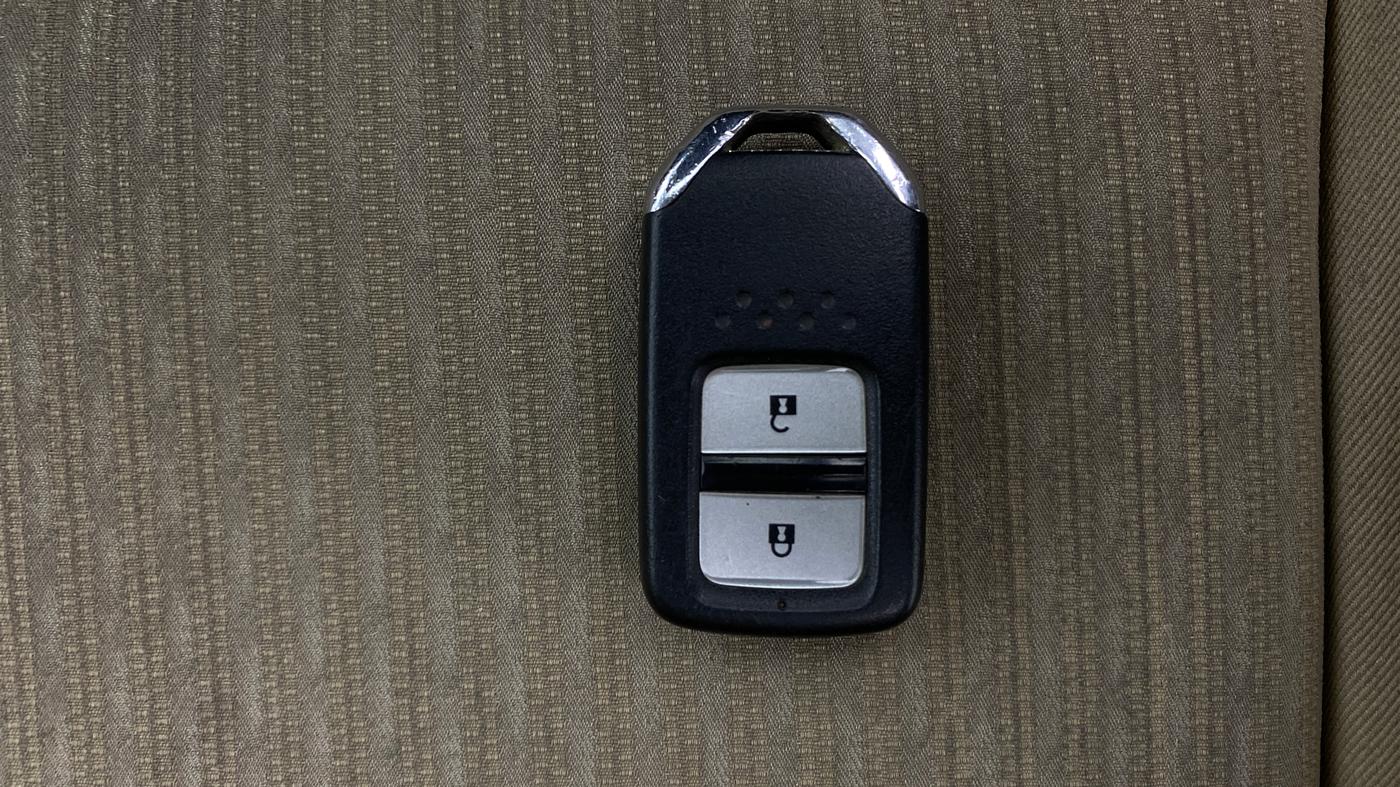 2019 Honda Jazz 1.2L I-VTEC VX CVT, Petrol, Automatic, 50,563 km, Key Close Up